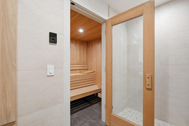 543 Tennyson Avenue, Palo Alto CA: https://media.crmls.org/mediaz/60f6ed23-4aa7-4709-b9ae-f9be154bcabd.jpg