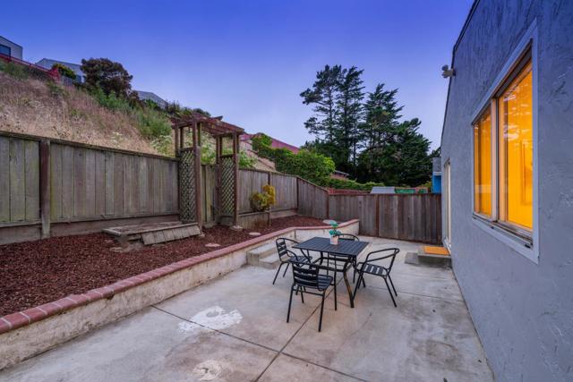 38 Hampshire Avenue, Daly City CA: https://media.crmls.org/mediaz/60f706fb-1265-4f01-af59-6cb06e1789a9.jpg