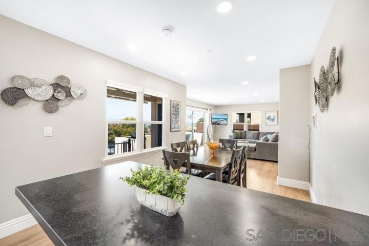 1735 Froude St - photo 15