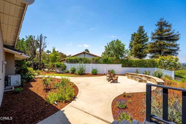 1027 Garrido Drive, Camarillo CA: https://media.crmls.org/mediaz/60f77f29-bfb3-4782-9842-efcfc4d30061.jpg