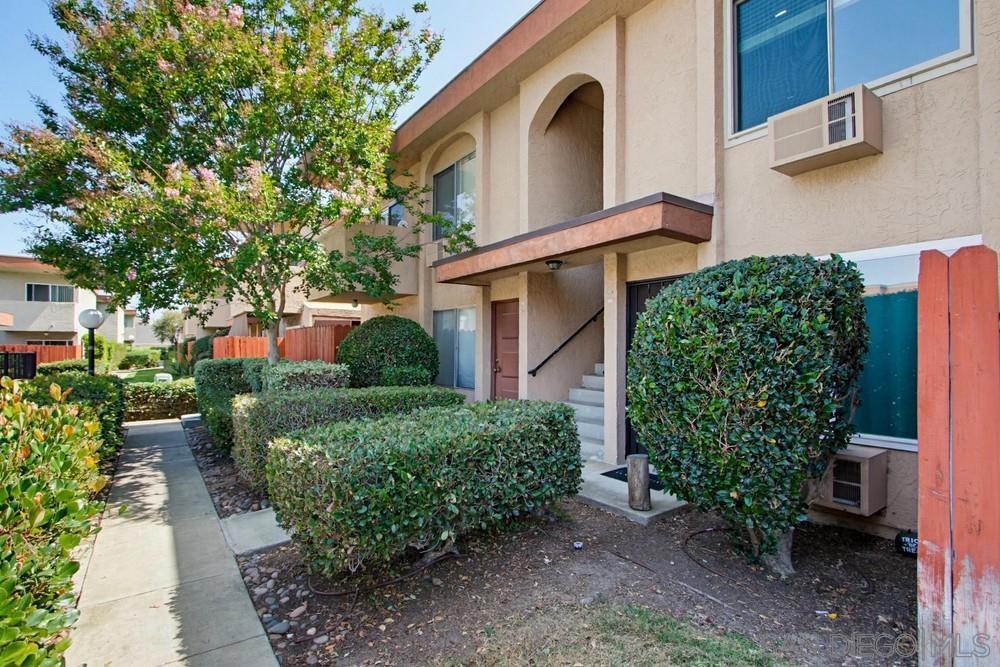 9598 Carroll Canyon - photo 2