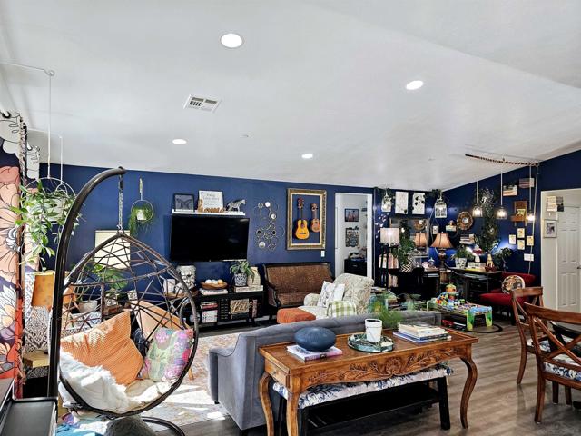 Image 8 of 13 For 33129 Big Range Dr