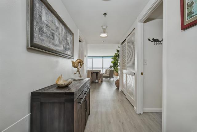 Detail Gallery Image 6 of 41 For 1750 Avenida Del Mundo #601,  Coronado,  CA 92118 - 1 Beds | 1 Baths