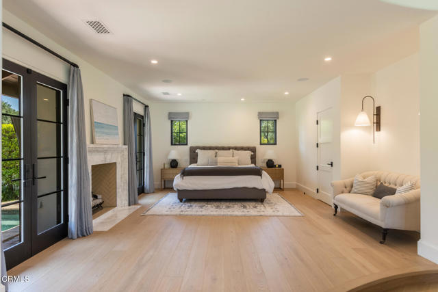 4435 Encinas Drive, La Canada Flintridge CA: https://media.crmls.org/mediaz/60fab63b-3cf4-44e9-b561-cb0b89341c53.jpg