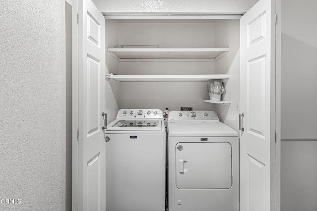 https://media.crmls.org/mediaz/60fad9bb-d1db-4805-9fa5-78c926a38373.jpg?preset=X-Large