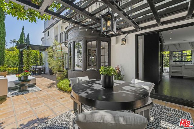 1348 Miller Drive, West Hollywood CA: https://media.crmls.org/mediaz/60fb1028-b4ff-4546-8f69-8075c9a847eb.jpg