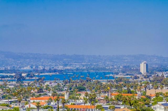 4607 Santa Cruz, San Diego CA: https://media.crmls.org/mediaz/60fc93b8-54b7-4b9d-8ede-67a8eed0515a.jpg