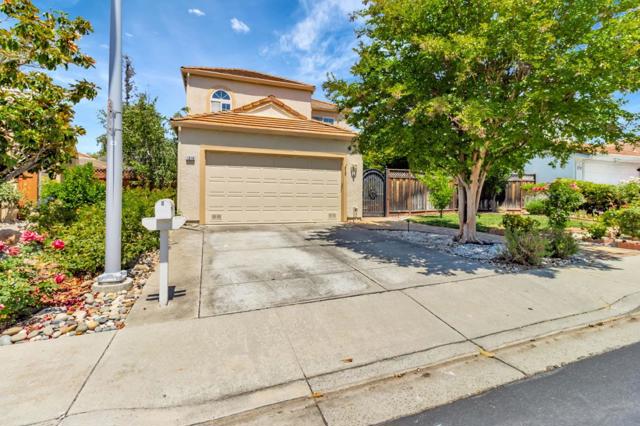 1319 Quail Creek Circle, San Jose CA: https://media.crmls.org/mediaz/60fda50a-8220-4148-a360-5fe5df3b230c.jpg