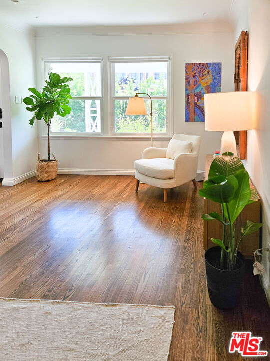 3780 Beethoven Street, Los Angeles CA: https://media.crmls.org/mediaz/60fecb20-0627-49e4-bbb3-86692cb8db55.jpg