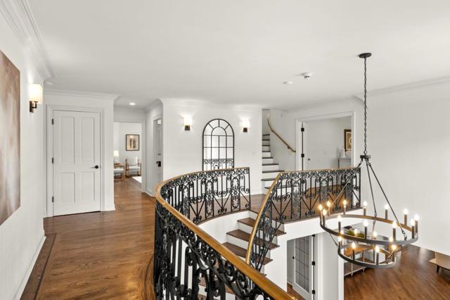 760 Chateau Drive, Hillsborough CA: https://media.crmls.org/mediaz/60ffd2d4-e229-4f82-8b92-a7999aa5fa91.jpg