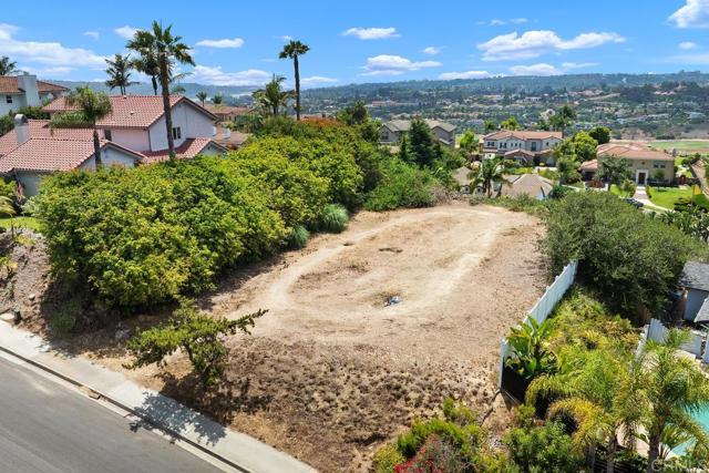 0 Unicornio Street, Carlsbad CA: https://media.crmls.org/mediaz/61000197-8732-4ef0-aa9b-3ede5b69197f.jpg