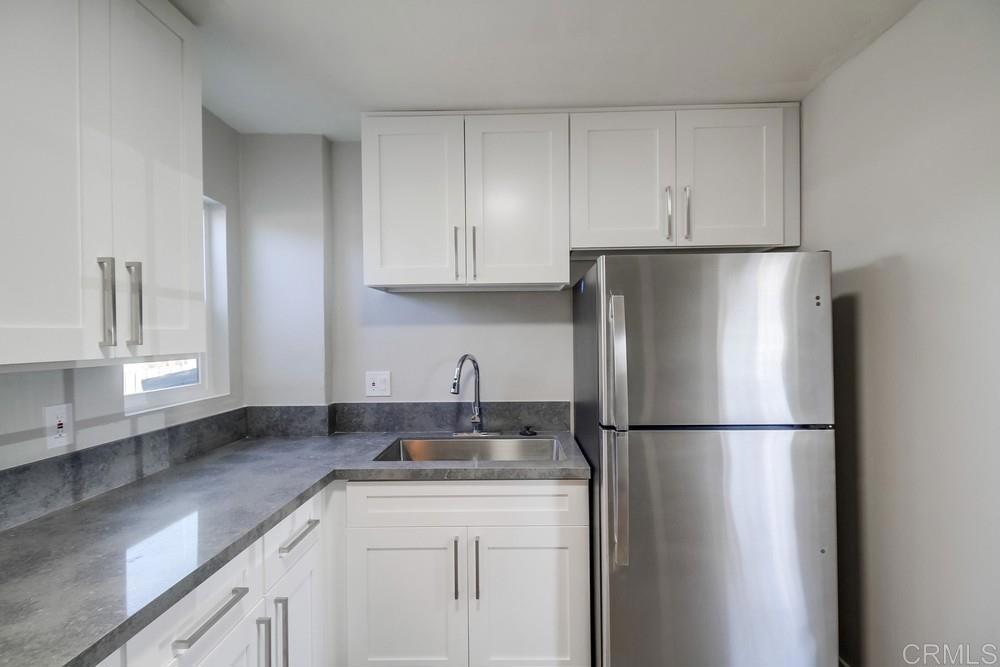 854 45th Street - photo 19