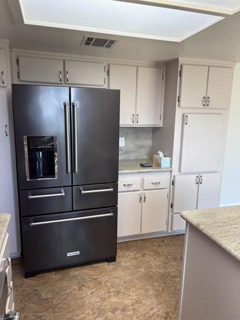 6702 Rainbow Hts. Rd.,  CA: https://media.crmls.org/mediaz/61014400-058f-4ee9-a0a9-df61591d840a.jpg