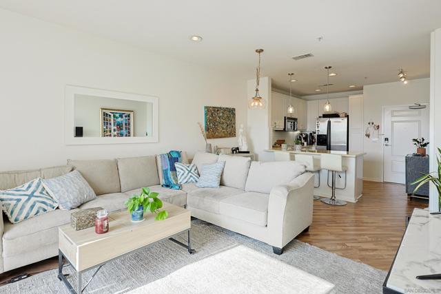 3887 Pell Place, San Diego CA: https://media.crmls.org/mediaz/6102e279-78d3-4396-a59f-49c554ecb763.jpg