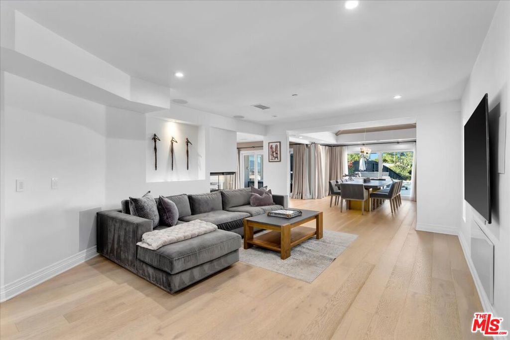 3819 Sherview DriveSherman Oaks img 14