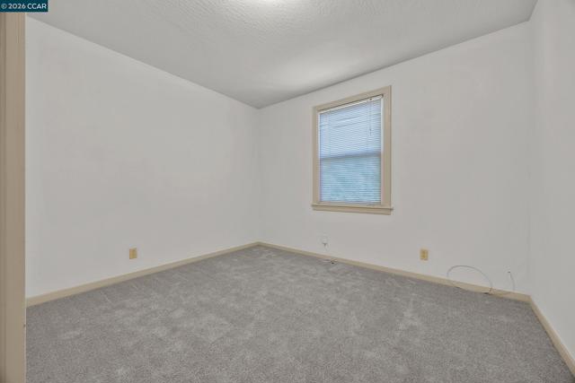 940 East St, Lafayette CA: https://media.crmls.org/mediaz/61031f04-3746-4202-ac82-645ce918479f.jpg