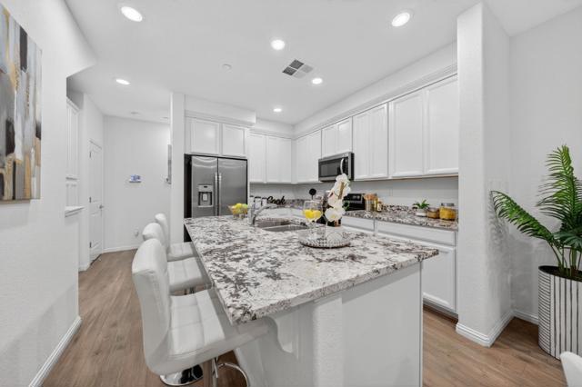 2580 Gimelli Way, San Jose CA: https://media.crmls.org/mediaz/6103ed9f-e1ad-4008-a085-07f600701d37.jpg