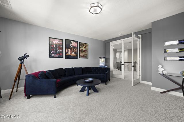 1915 Hazel Nut Court, Agoura Hills CA: https://media.crmls.org/mediaz/61041181-298d-473e-8354-84a8517ddac7.jpg
