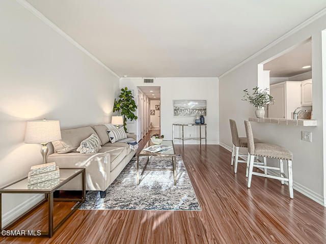 1167 Kirkford Way, Westlake Village CA: https://media.crmls.org/mediaz/6104e03a-7d8f-444a-969d-826aa0ac6862.jpg