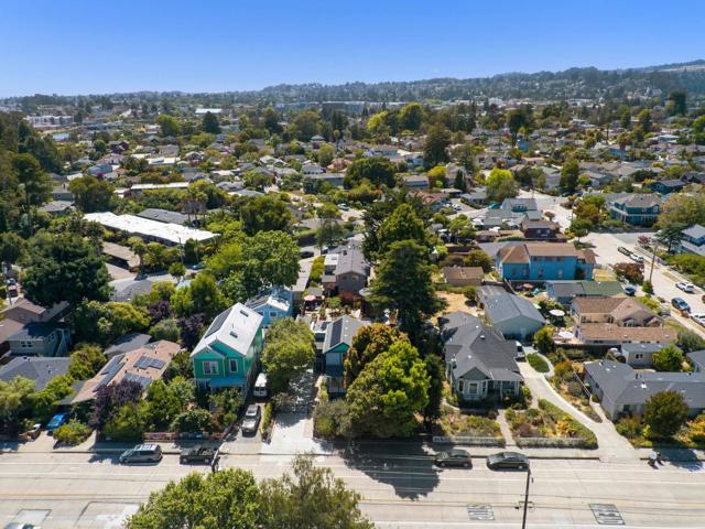 505 Cayuga Street, Santa Cruz CA: https://media.crmls.org/mediaz/61054329-5192-473e-9cf2-da111c47a6a1.jpg