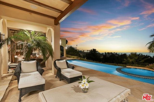 1740 Carla, Beverly Hills CA: https://media.crmls.org/mediaz/6106926c-2df6-402b-b77b-cfb8048c26b3.jpg