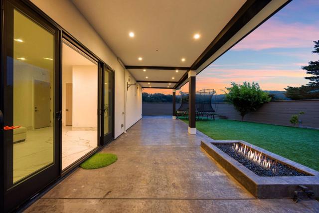 1016 Escalero Avenue, Pacifica CA: https://media.crmls.org/mediaz/61086285-f93b-4995-9f5a-00aaafb6ffbc.jpg