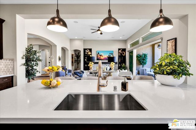 121 Zinfandel, Rancho Mirage, CA 92270