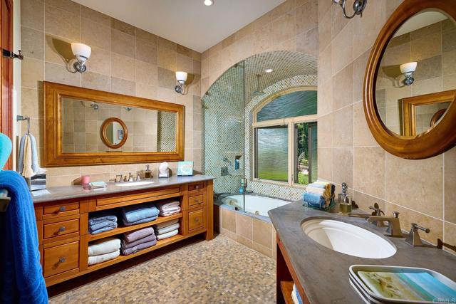 Image 27 of 61 For 622 Canyon Dr