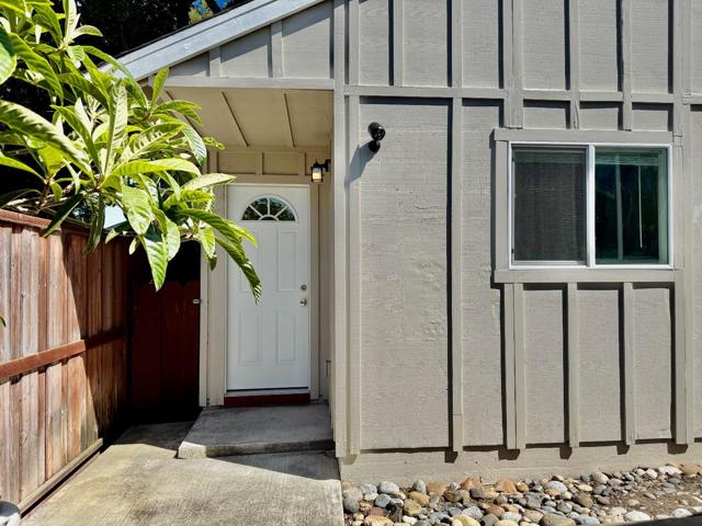 3801 Pacific Boulevard, San Mateo CA: https://media.crmls.org/mediaz/6109c0a8-efca-4be8-a78e-7ea8ef681474.jpg