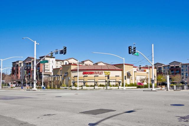 413 Timor Terrace, Sunnyvale CA: https://media.crmls.org/mediaz/610a1ab1-d37b-4d60-8178-ed4ed6d36a62.jpg