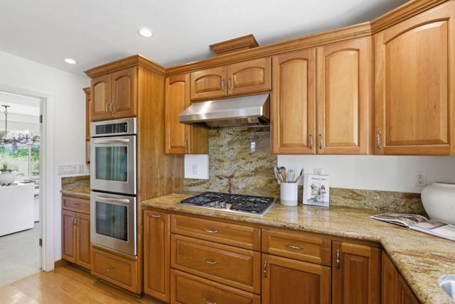 6915 Castlerock Drive, San Jose CA: https://media.crmls.org/mediaz/610ccd40-5d1c-4239-877e-9937db85f7bb.jpg