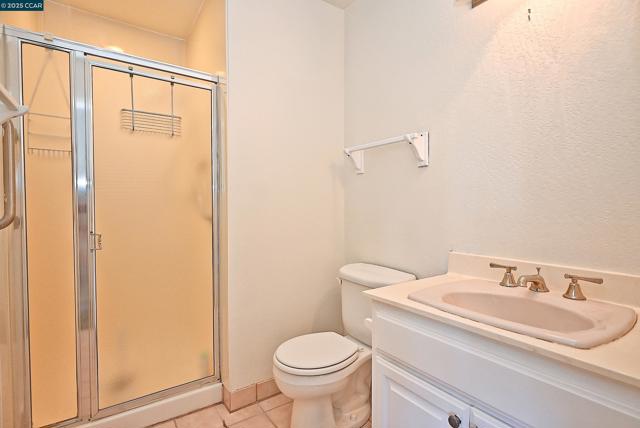 2156 MONTEREY AVENUE, Martinez CA: https://media.crmls.org/mediaz/610cdca3-71ec-4db2-bbca-f5d58036303b.jpg