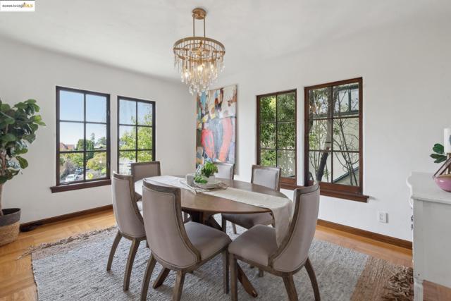 981 Indian Rock Ave, Berkeley CA: https://media.crmls.org/mediaz/610d3d10-5d00-4e81-9bce-e38b0c822770.jpg