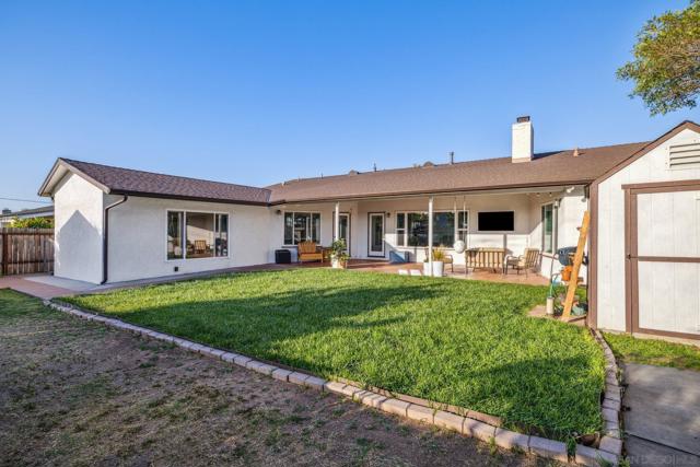 360 Alpine Ave, Chula Vista CA: https://media.crmls.org/mediaz/610e3a42-ef80-4360-8ab4-0b35ed8f1c03.jpg
