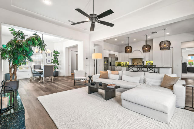 76158 Via Montelena, Indian Wells CA: https://media.crmls.org/mediaz/610fcc1d-a29d-4672-9fb7-758af85d5a9c.jpg