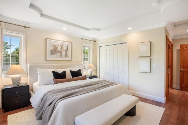 265 Wilton Avenue, Palo Alto CA: https://media.crmls.org/mediaz/61100772-2bbe-467d-ab43-7558d29e7433.jpg