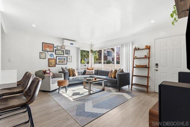 1818 Diamond St, San Diego CA: https://media.crmls.org/mediaz/611073e3-c681-4213-a757-75e404f3e6cc.jpg