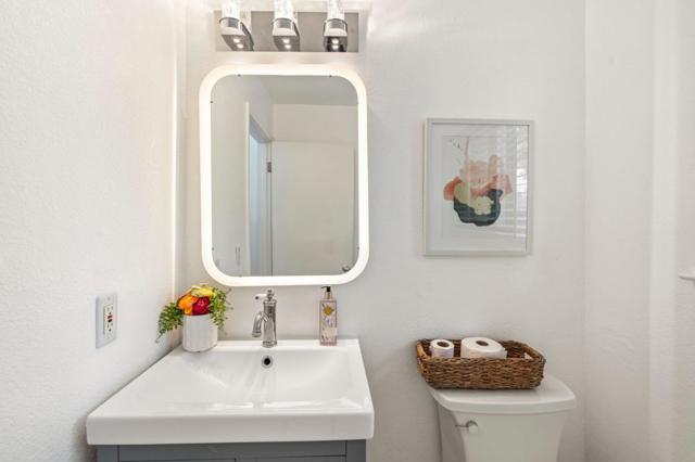 3 Saint Louis Lane, Pleasant Hill CA: https://media.crmls.org/mediaz/6111bbd2-0ad1-467e-9395-a9460a3f07f5.jpg