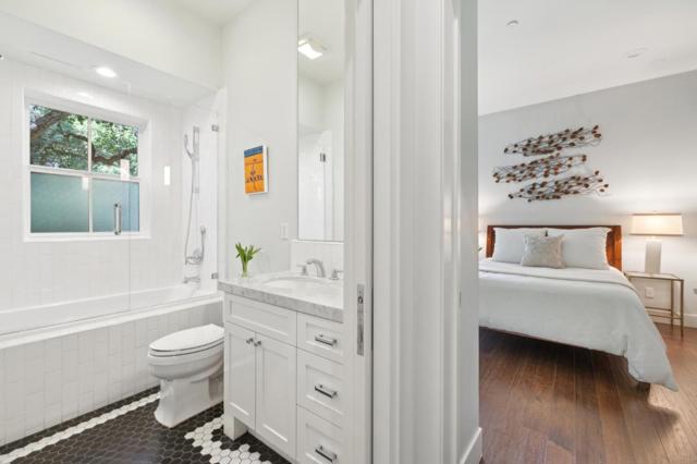 520 Berkeley Avenue, Menlo Park CA: https://media.crmls.org/mediaz/6111df51-1148-4f39-87b9-e149b0b56ae5.jpg