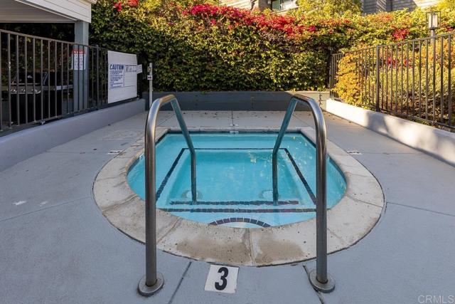 Detail Gallery Image 37 of 52 For 707 S Sierra Ave #5,  Solana Beach,  CA 92075 - 3 Beds | 2 Baths