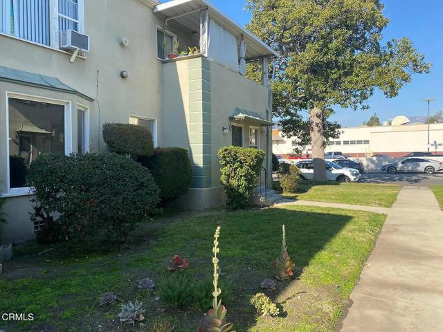 1420 E Wilson Avenue, Glendale CA: https://media.crmls.org/mediaz/61122949-620c-44dd-9657-7fd65bd7b491.jpg