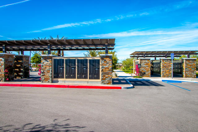 Image 75 of 101 For 82400 Coral Mountain Drive