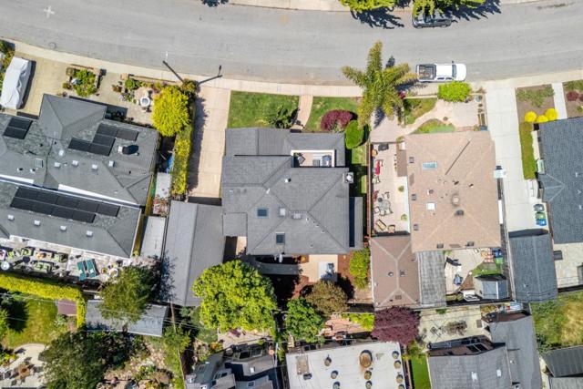 720 Gilroy Drive, Capitola CA: https://media.crmls.org/mediaz/61129015-14de-4420-a9c3-88dfd17945b8.jpg
