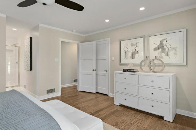 1715 Forest View Avenue, Hillsborough CA: https://media.crmls.org/mediaz/61130b3c-2f53-4b52-af6c-e59fe6289975.jpg