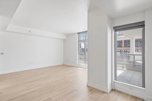 575 6th Ave, San Diego CA: https://media.crmls.org/mediaz/6113f240-fa7e-4a23-8c17-48985c9a6546.jpg