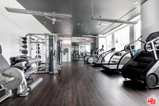 3119 Via Dolce, Marina del Rey CA: https://media.crmls.org/mediaz/61140d4e-8d71-4b6f-b43e-619d19d3dbd7.jpg