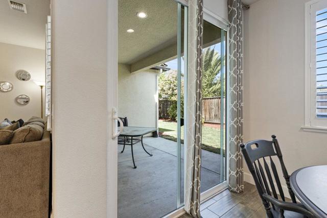 471 Segovia Drive, Hollister CA: https://media.crmls.org/mediaz/611640c0-1f9f-4efc-8574-5875dc9e3d00.jpg