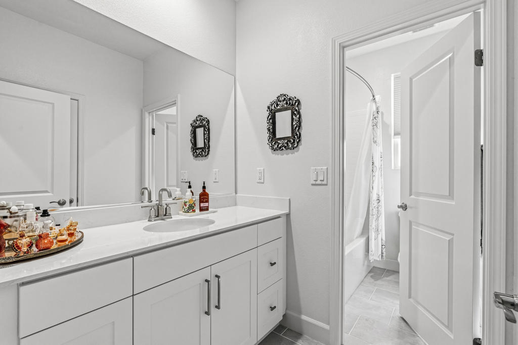 MLS #219139218DA image #23