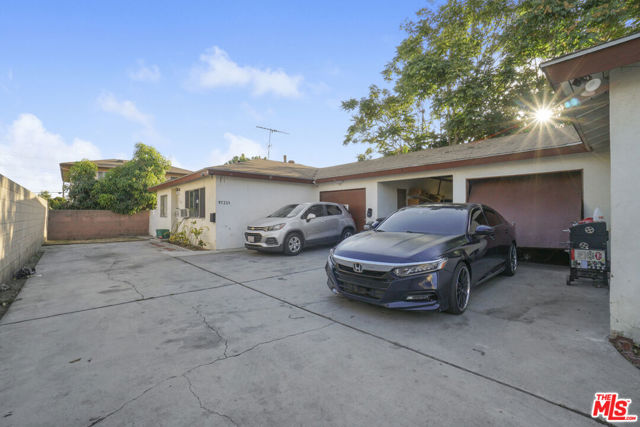 9720 Cedar Street, Bellflower, California 90706, ,Multi-Family,For Sale,Cedar,24445319