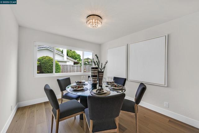 2043 Gill Port Ln, Walnut Creek CA: https://media.crmls.org/mediaz/6117921a-457f-4942-b483-35964684648b.jpg